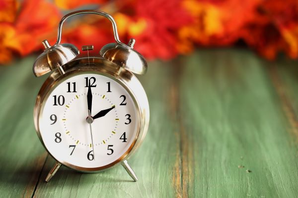 Prepare for the Fall Time Change: Simple Tips for the Best Sleep ...